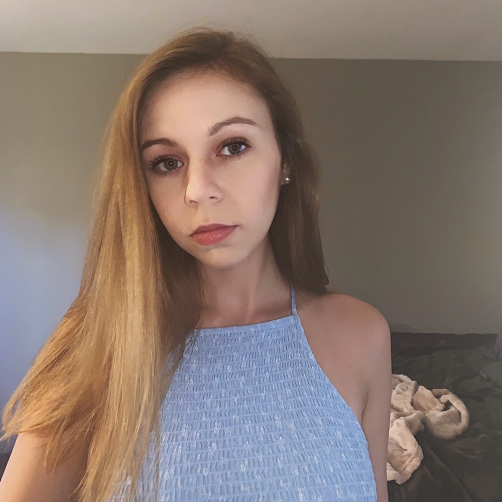 Meet your Posher, Jenn